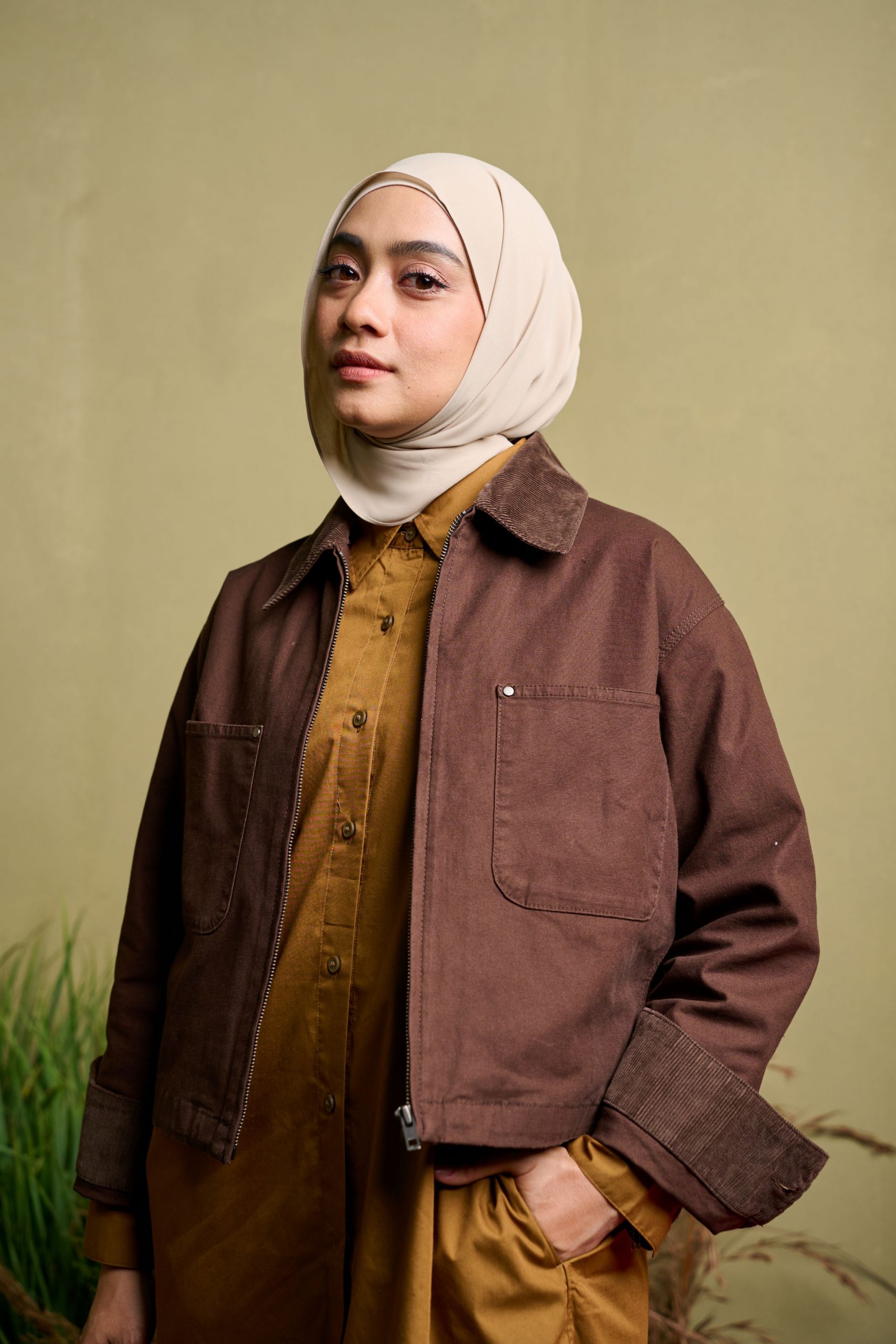 Panduan Mix and Match Hijab ala Selebriti: Satu Piece, Puluhan Outfit