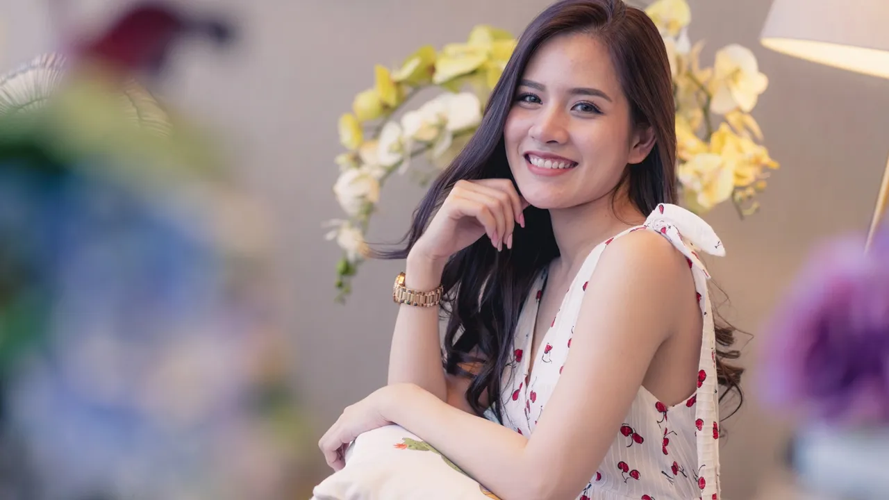 Lip Look Sempurna untuk Momen Spesial: Pilihan Warna, Tekstur, dan Parfum Pendukung