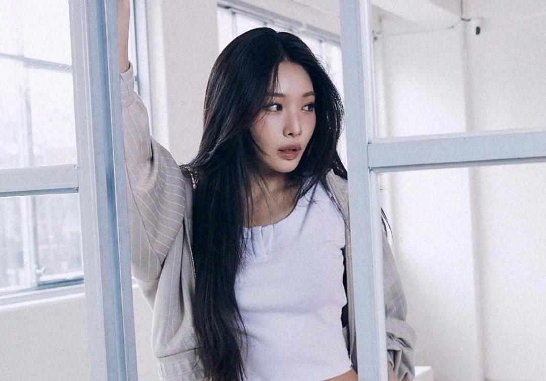 Chungha dan Singel México: Comeback Berani di Tengah Badai Kesehatan