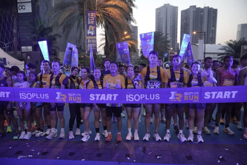 Hampir 8.000 Pelari Ramaikan ISOPLUS Run Jakarta