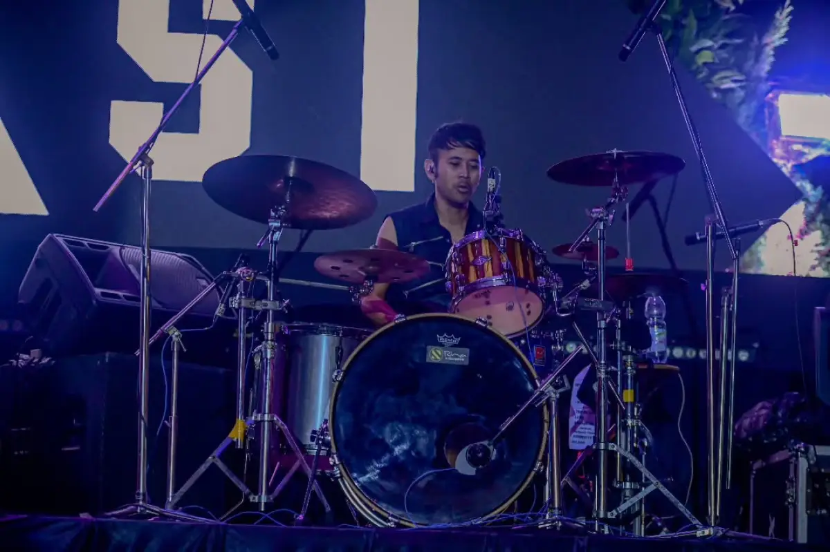 Aries Budiman, Drummer Garasi: Kepergian Dini dan Warisan Rock yang Tak Tergantikan
