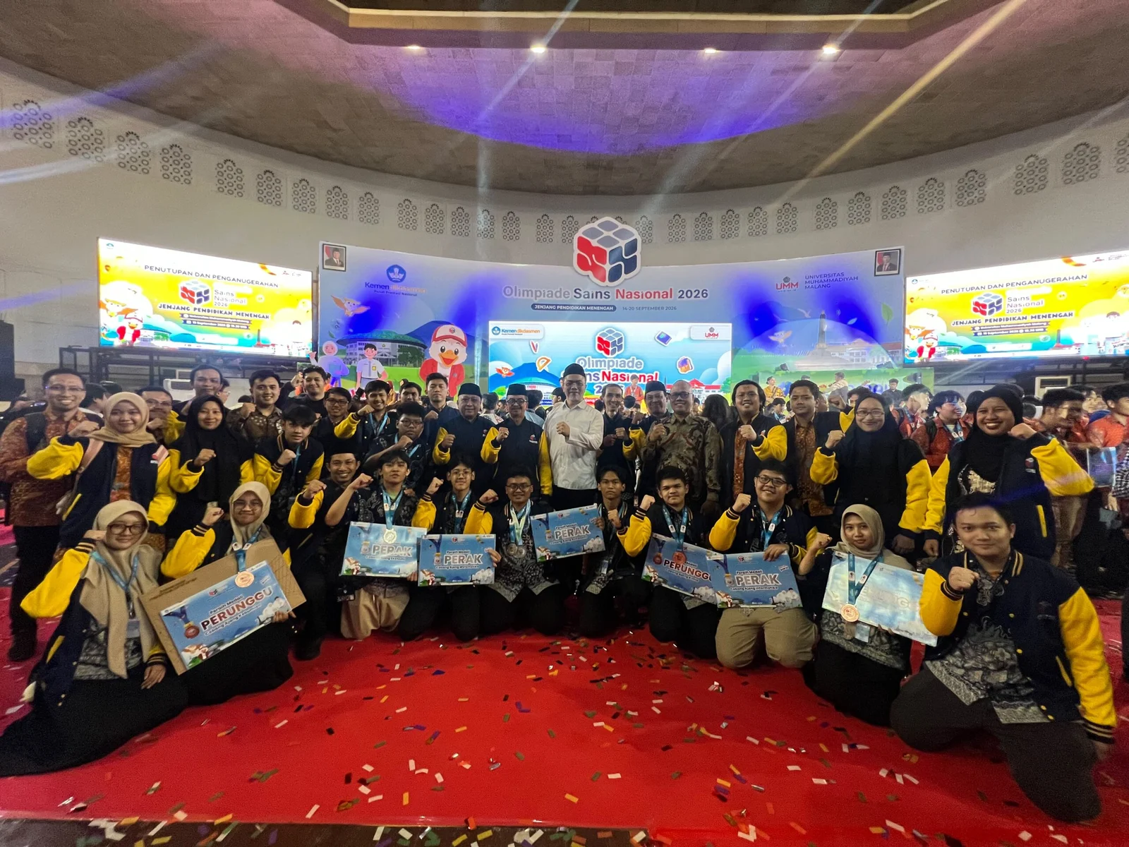 Dari Robotika hingga Sains: Strategi Sekolah Menggenggam Prestasi Nasional