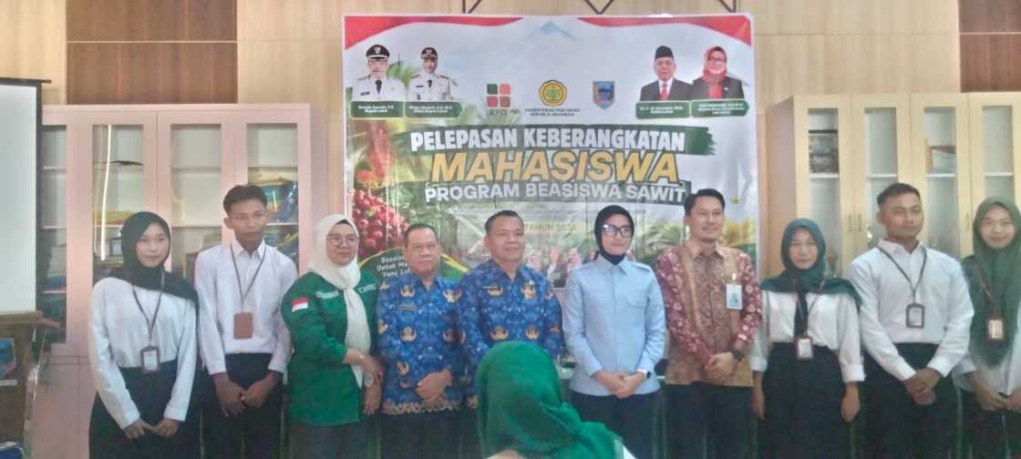 Beasiswa Sawit Cetak Talenta Perkebunan di Seluruh Nusantara