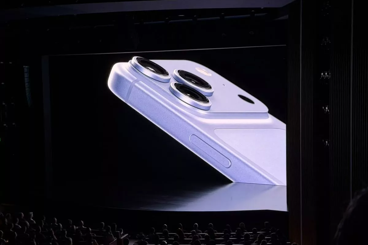 Apple Reference Image: Tanda Tangan Kriptografi untuk Autentikasi Foto Digital