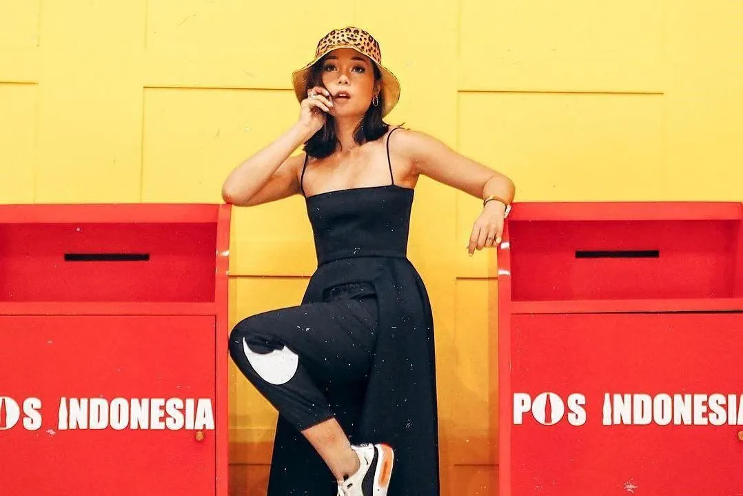 10 Cara Styling Outer untuk Remaja: Simpel tapi Tetap Modis