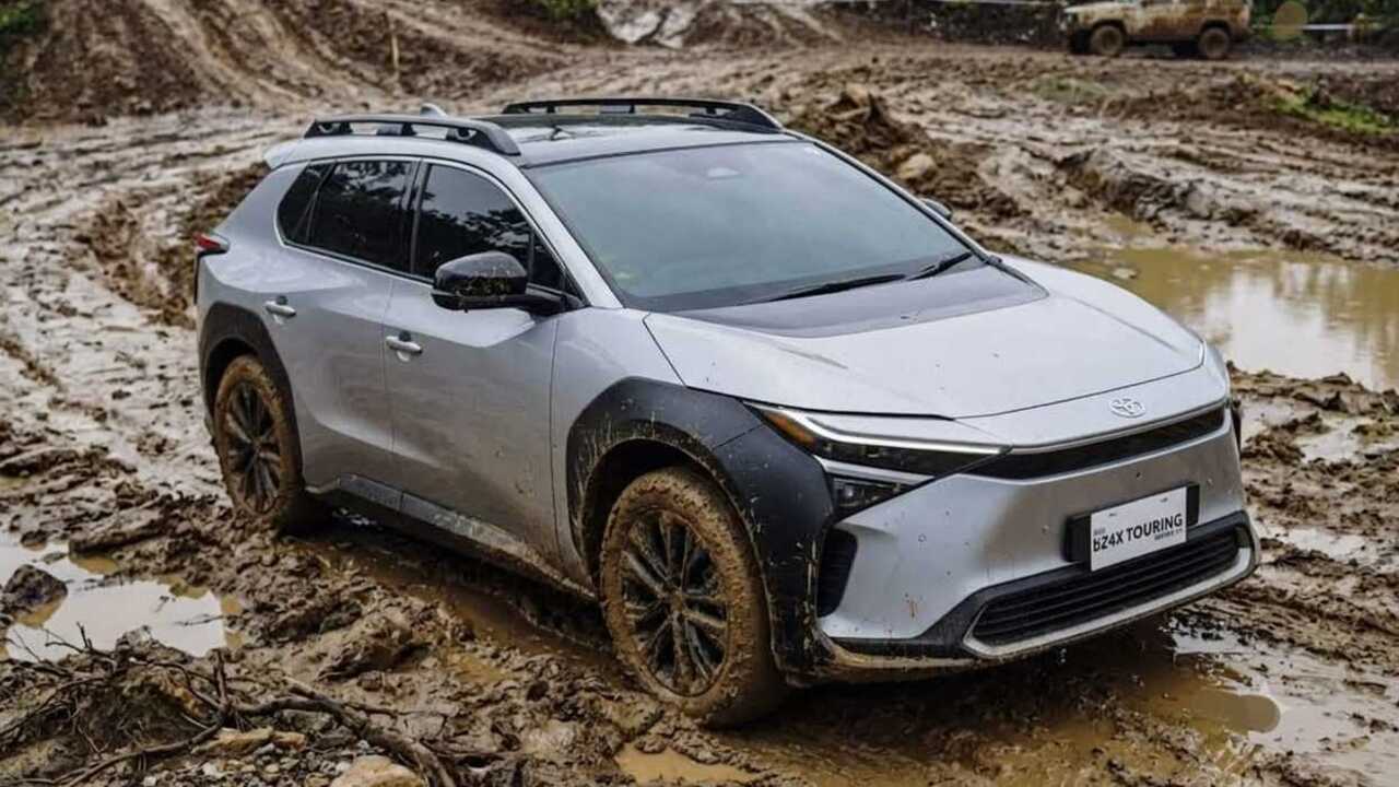 SUV Listrik Off-Road: Review Toyota bZ4X Touring