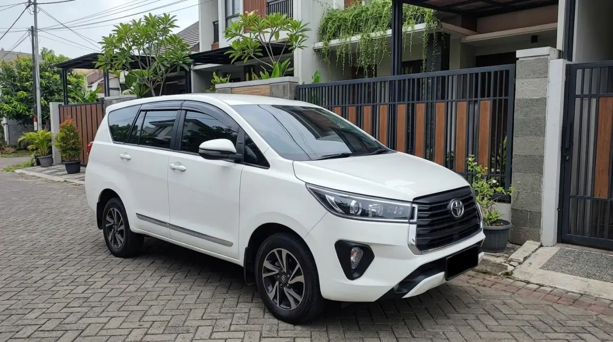 Harga Innova Bekas: Diesel vs Bensin, Generasi Mana Paling Untung?