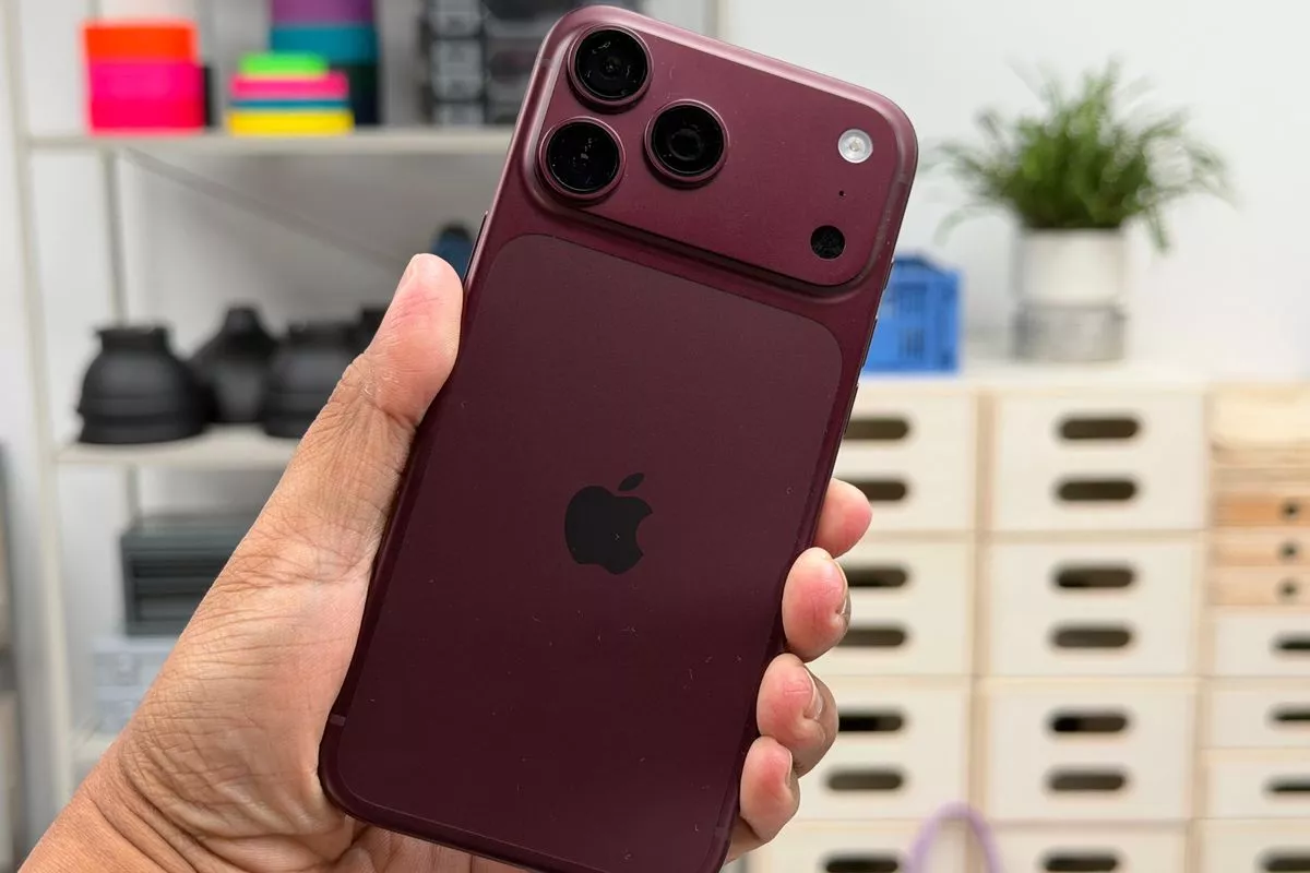 Apple Reference Image: Tanda Tangan Kriptografi untuk Autentikasi Foto Digital