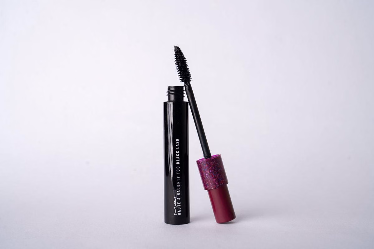 Mascara Lokal Volumizing Waterproof Terbaik di Bawah 100 Ribu