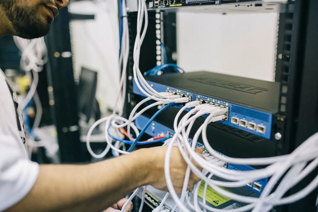 Gelombang Baru Infrastruktur Data Center AI dan Peluang Emiten Lokal
