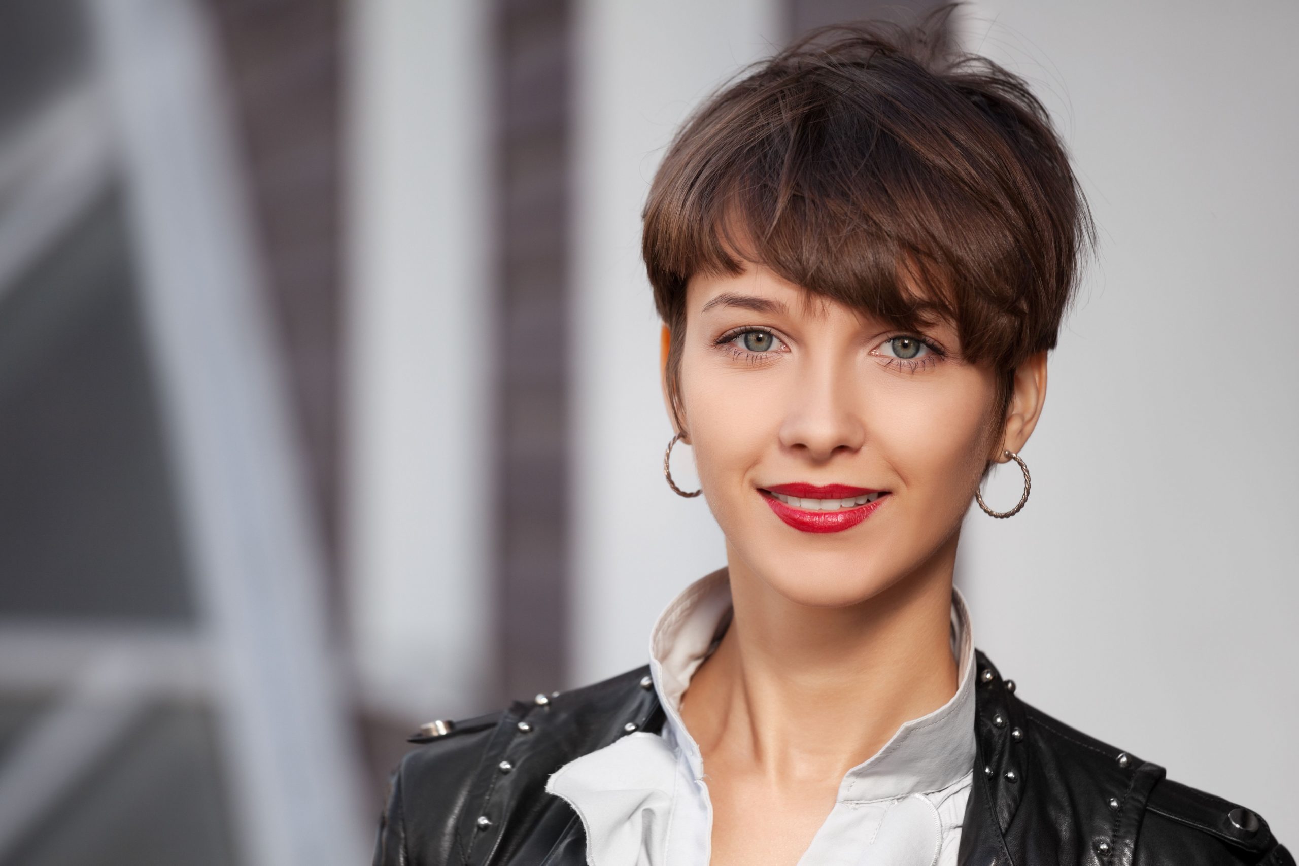 5 Model Rambut Terbaik untuk Wajah Bulat: Ciptakan Proporsi Wajah Lebih Ideal