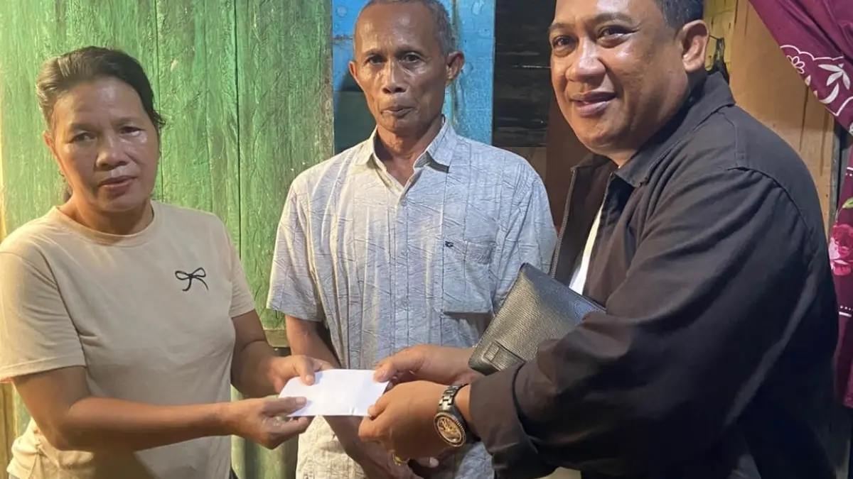 Program Bedah Rumah Komunitas: Dari Rumah Reyot ke Hunian Sehat