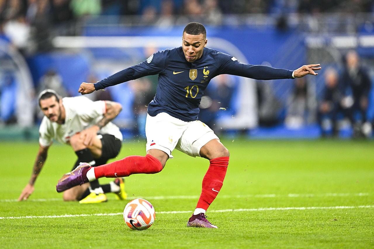 Mbappé Pilih On, Sinyal Perang Baru di Pasar Sportswear