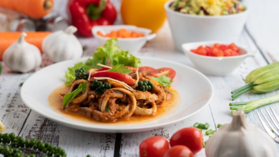 Kentang Hijau, Jengkol, dan Seafood: Mengenali Toksin Alami di Piring Kita