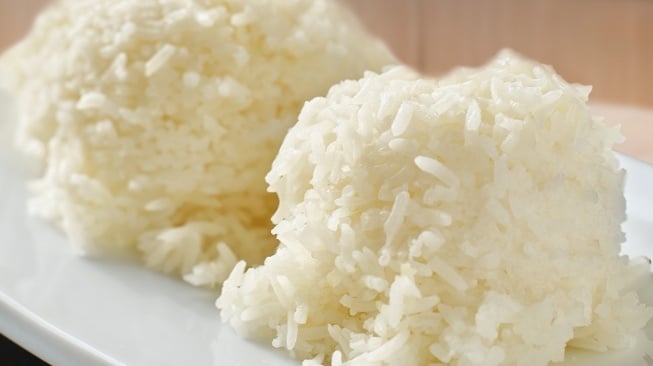Cara Sederhana Mencegah Semut dan Bau pada Bahan Makanan Tersimpan di Dapur