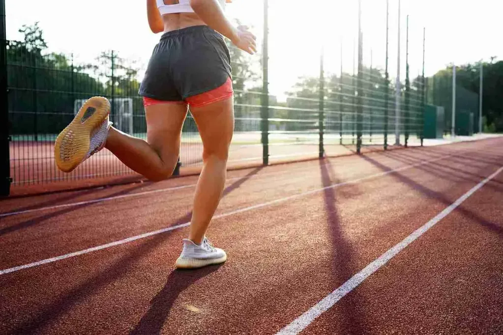 Panduan Lengkap Lari Interval, Fartlek, dan Zona Detak Jantung