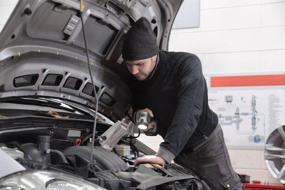 Panduan Lengkap Inspeksi Mobil Bekas sebelum Membeli