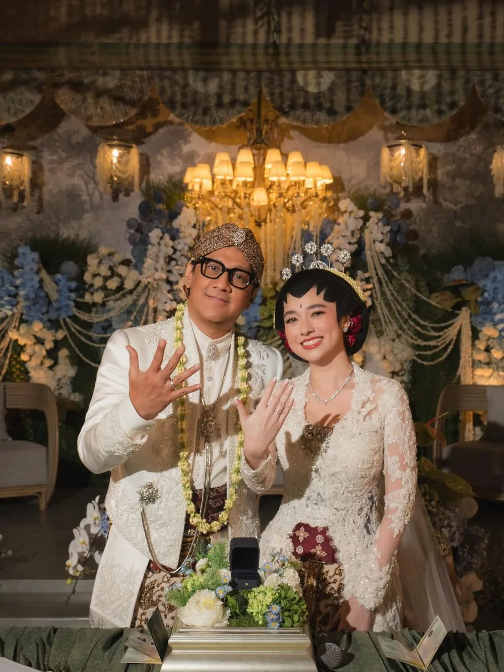 Kebaya Pengantin Didiet Maulana dan Elegansi Pernikahan Selebriti