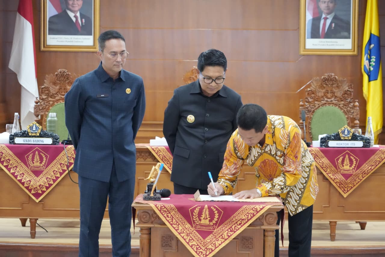 Sistem Pemantauan Real-Time dengan IoT dan AI untuk Infrastruktur Kritis