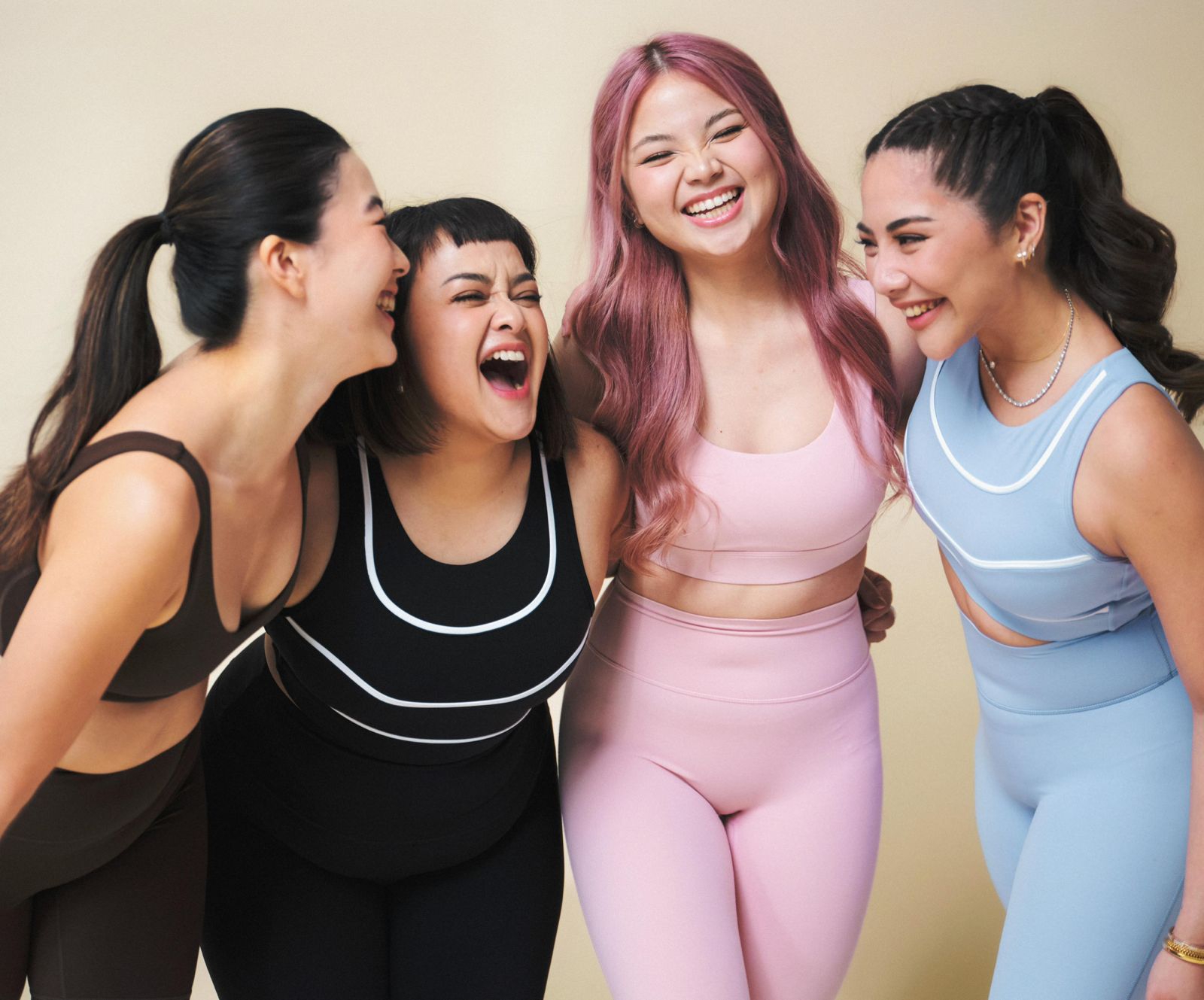 Kolaborasi Fashion Autentik: Saat Selebriti Membawa Cerita Pribadi ke Desain