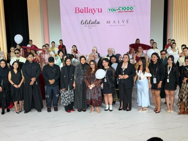 Tenun Manggarai dan Desainer Muda Merebut Panggung Fashion Nation