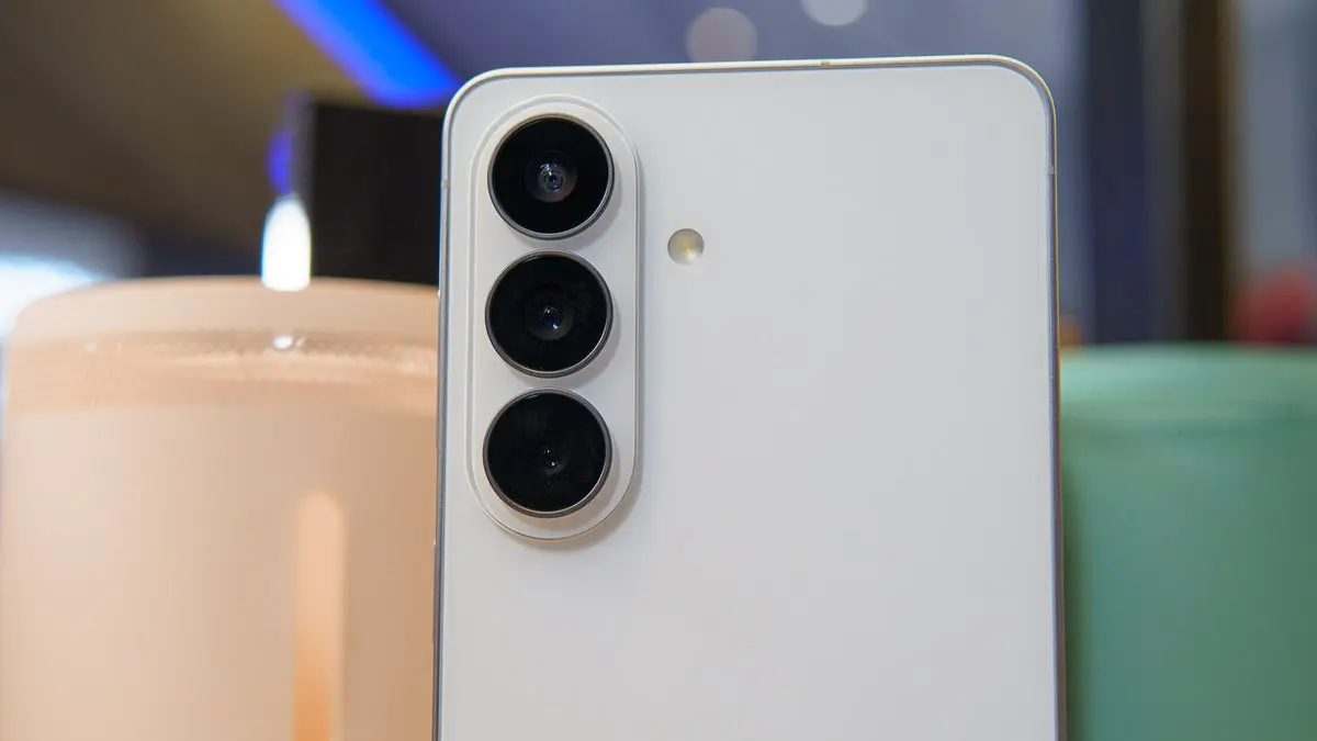 Samsung Galaxy S27 Ultra Naik ke 5.700 mAh: Lompatan Baterai yang Terlambat tapi Penting