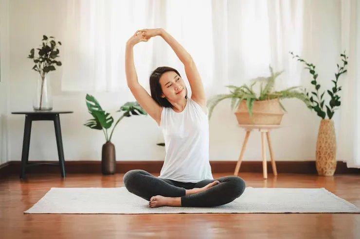 Panduan Olahraga Indoor Saat Udara Buruk: Jenis Latihan dan Tips