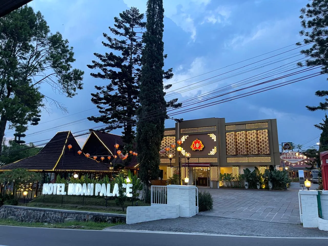 Menginap Hemat Dekat Destinasi Wisata: 5 Kota dengan Hotel Budget Terbaik