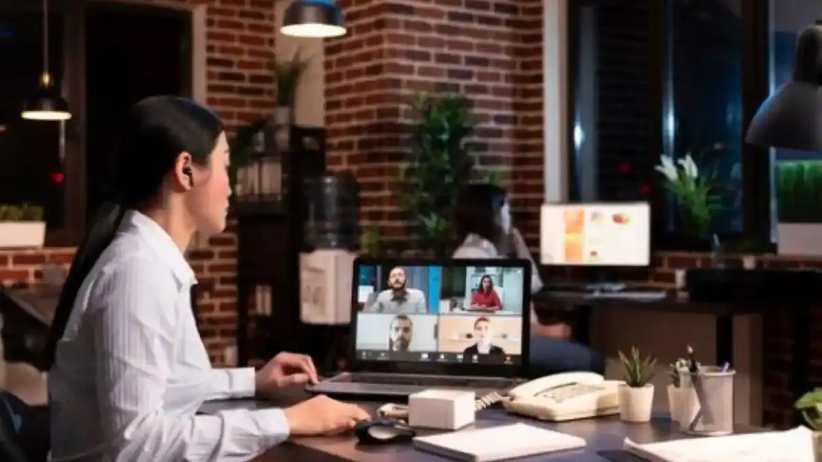 Satukan Email, File, dan Rapat dengan Copilot Notebooks