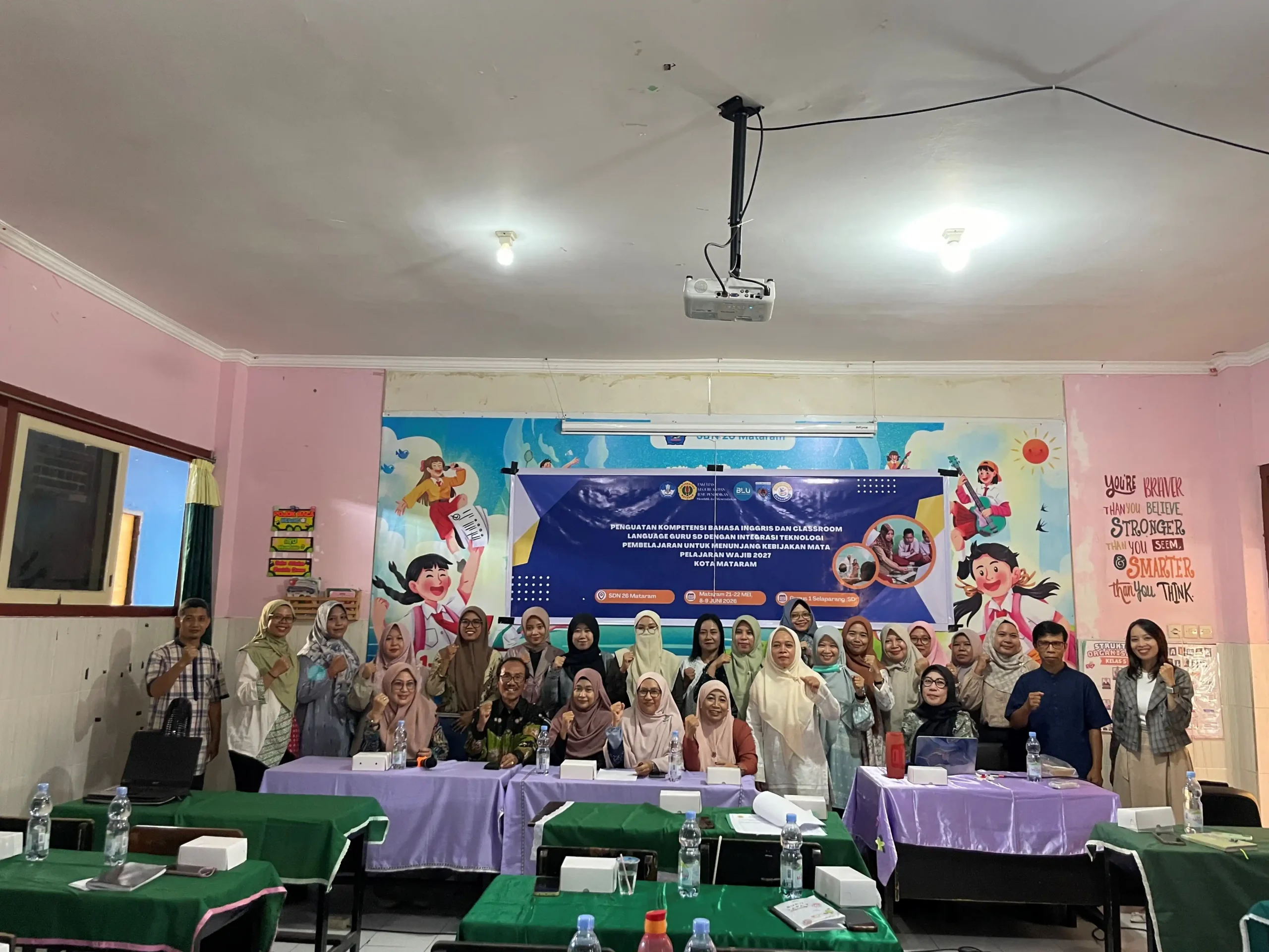 Bahasa Inggris Wajib di SD: Siapkah Guru dan Pemerataan?