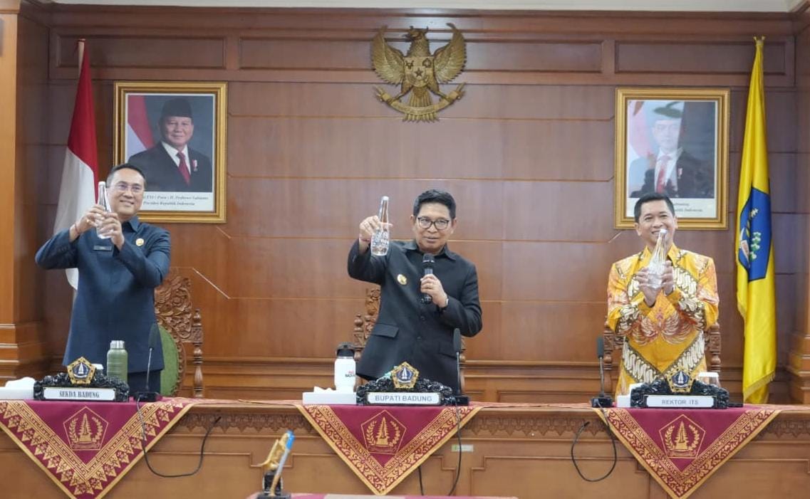 Sistem Pemantauan Real-Time dengan IoT dan AI untuk Infrastruktur Kritis