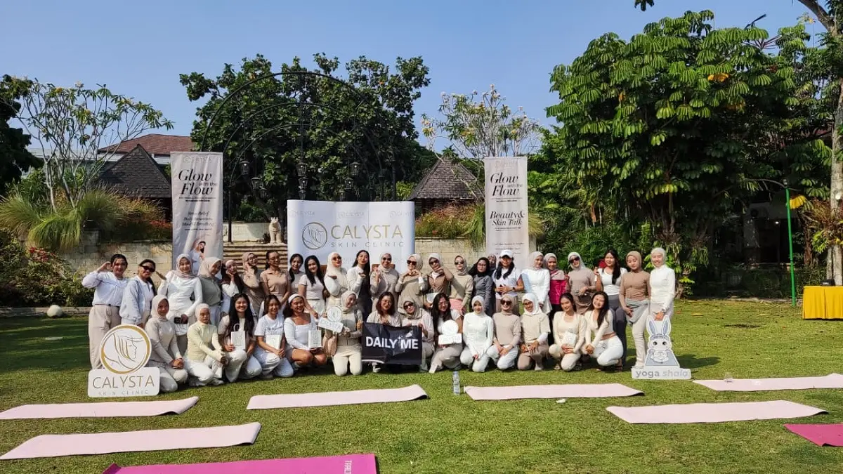 Yoga di Tempat Tak Terduga: Kapal, Kolam, dan Komunitas