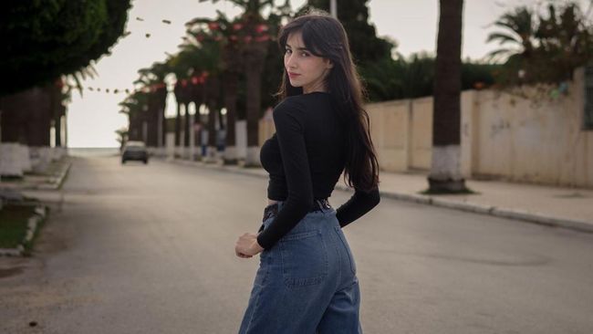 Panduan Lengkap Memilih Potongan Jeans Sesuai Bentuk Tubuh