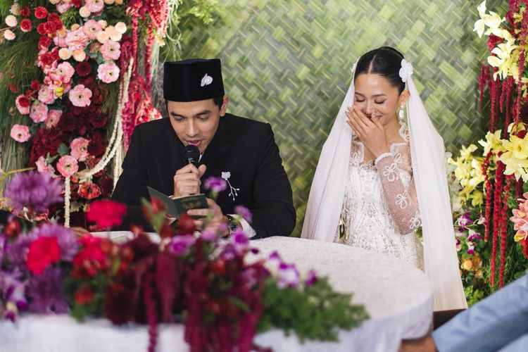 Lima Gaya Kondangan Selebriti di Pernikahan Mewah