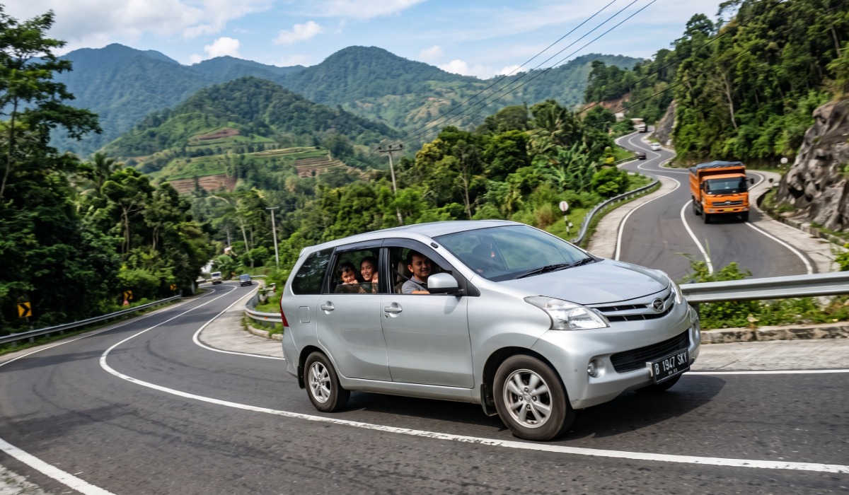 Panduan Lengkap Membeli Mobil Keluarga Daihatsu Bekas Rp70 Jutaan