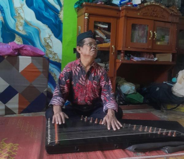 Biola Otodidak hingga Kacapi Jeletot: Energi Dua Generasi