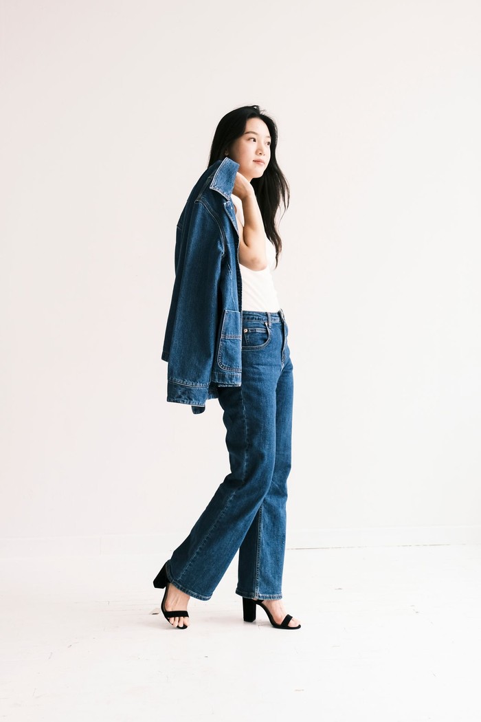 Panduan Lengkap Memilih Potongan Jeans Sesuai Bentuk Tubuh