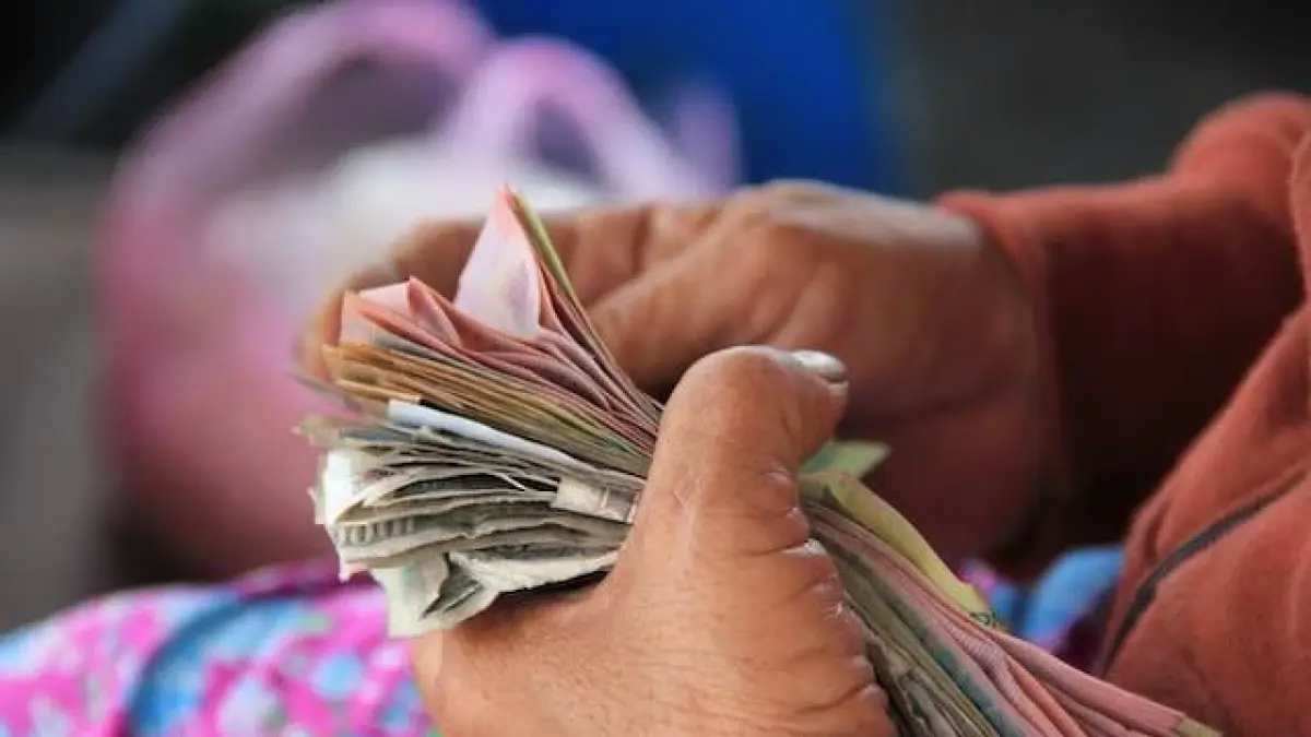 Pungutan Liar Menggerogoti Bisnis Pedagang Kuliner