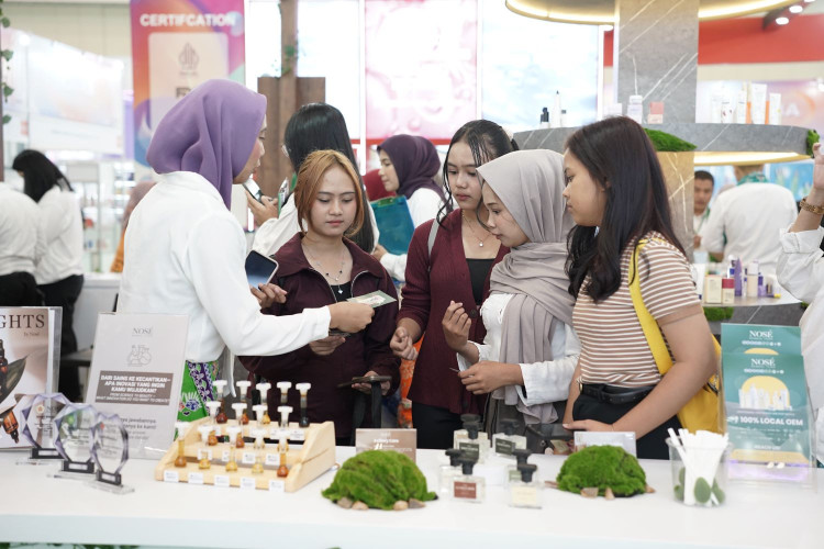 Industri Kosmetik Herbal Lokal: Peluang Besar, Regulasi Lebih Ketat