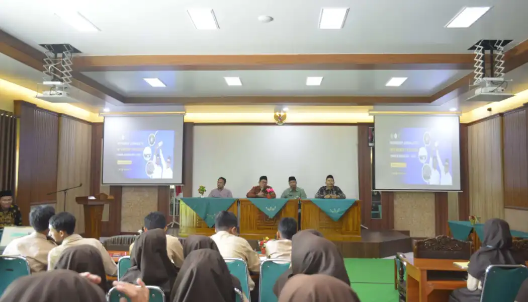 Pelatihan Jurnalistik Sekolah: Tameng Literasi Media di Era Digital