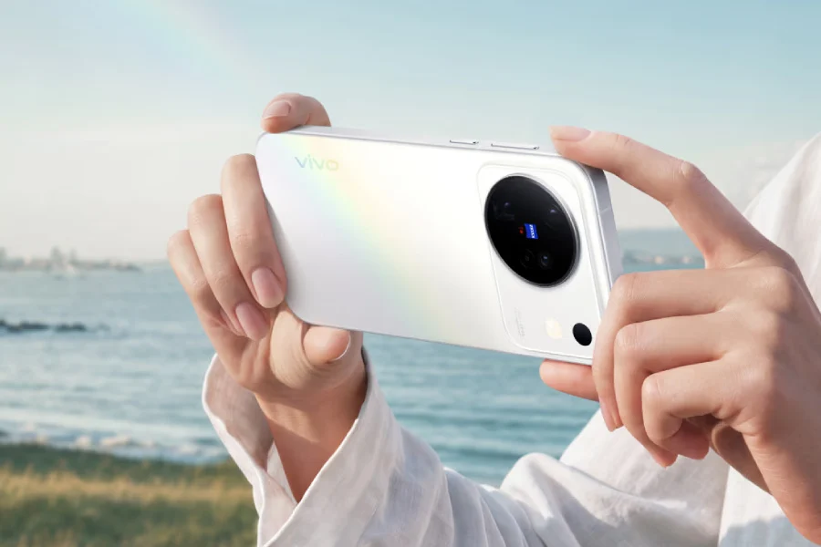 vivo X500: Flagship Termurah dengan Kamera ZEISS dan Baterai 7.500 mAh