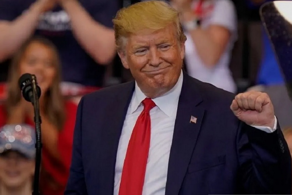 Trump TV 24 Jam: Senjata Baru Gedung Putih Lawan Media