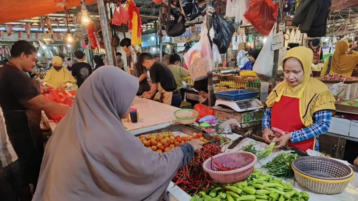 Cabai Rawit Tembus Rp140 Ribu: Mengapa Melonjak dan Siapa Diuntungkan?