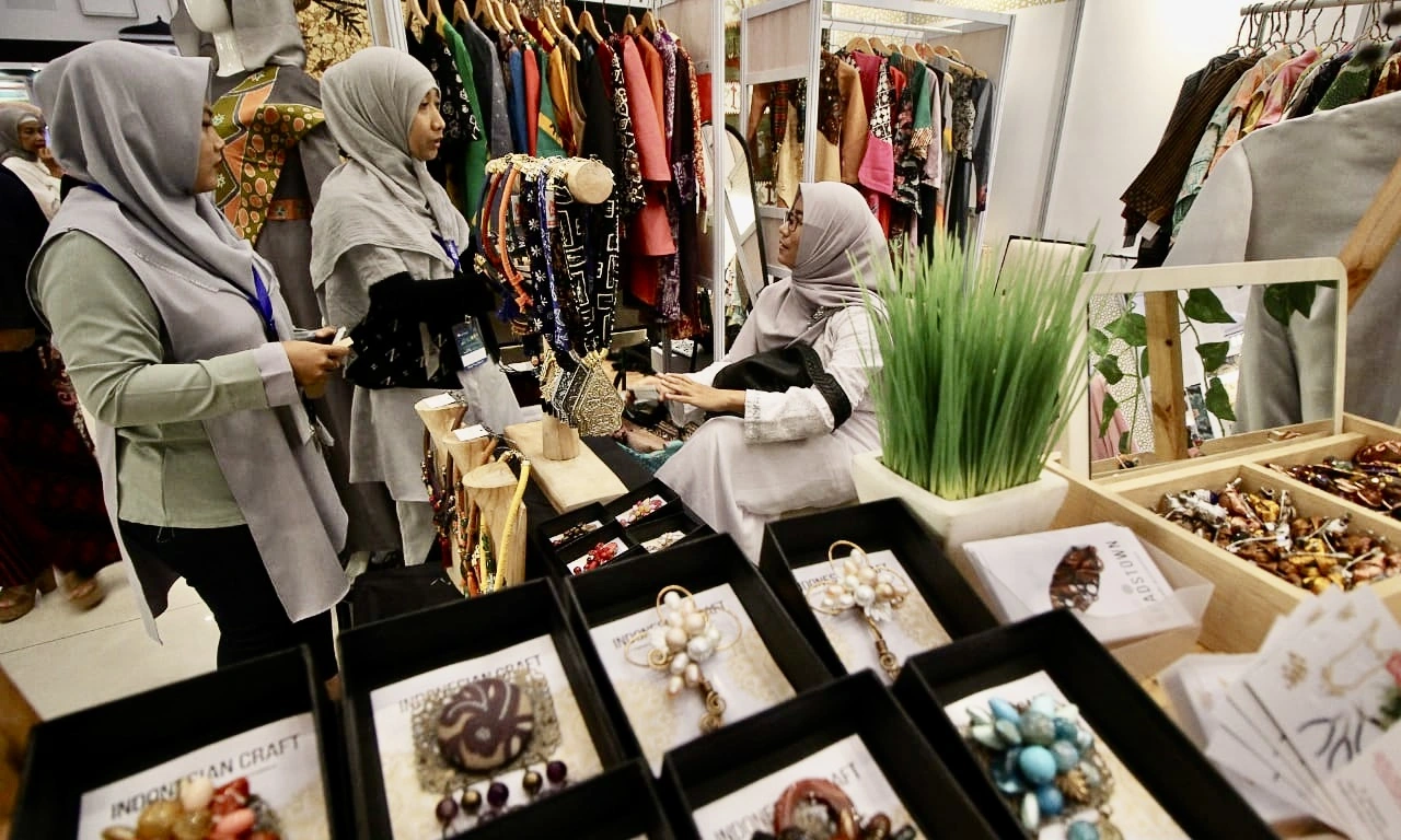 Halal Indo Jadi Momentum Industri Halal Tembus Pasar Global