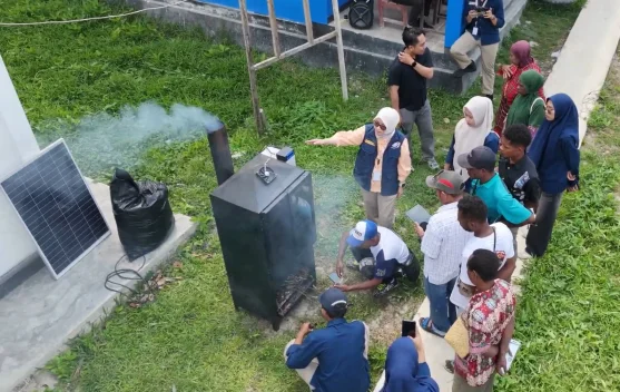 Pengering Pala IoT: Surya dan Biomassa Mengubah Weri-Saharey