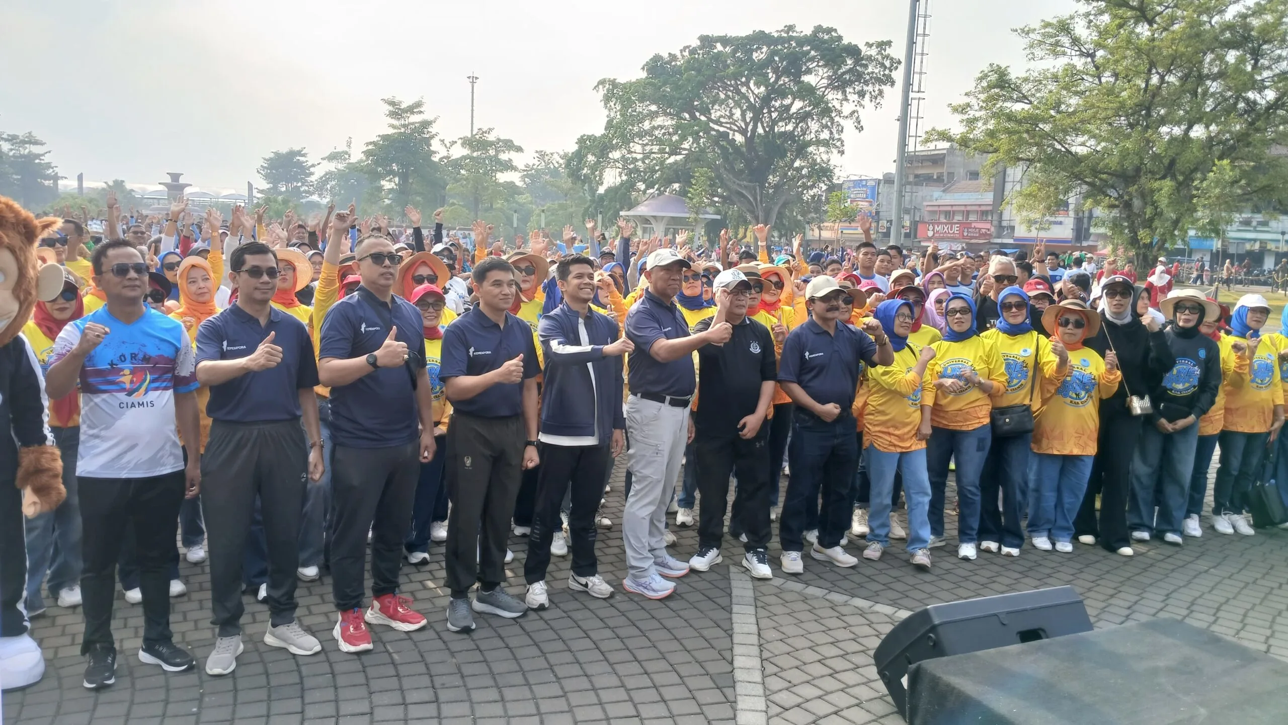 Gerakan Masyarakat Aktif dan Bugar Menghidupkan Ruang Publik Lokal