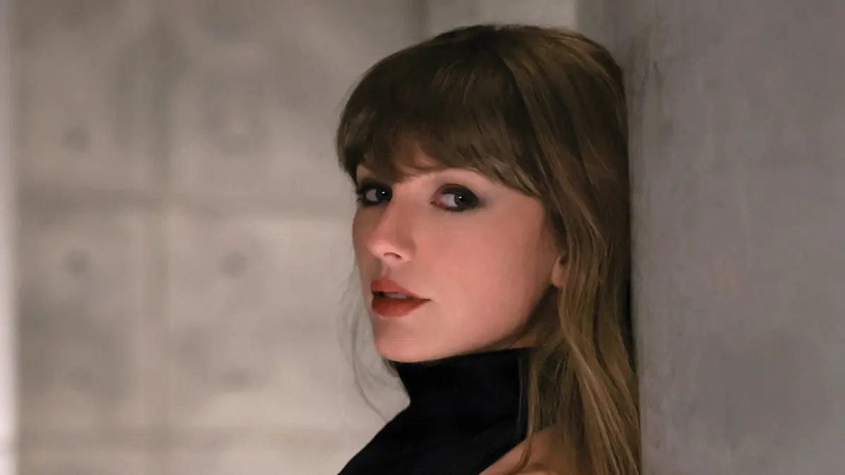 Taylor Swift Merilis Patient Zero: Strategi Comeback Penuh Misteri
