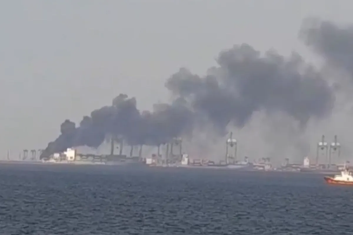 Kebakaran Terminal Pelabuhan NPCT1: Alarm Serius bagi Keselamatan Logistik
