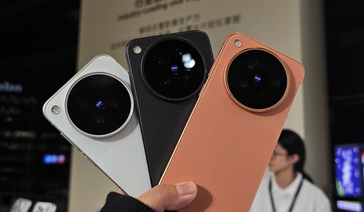 Vivo X500 Resmi Diluncurkan: Baterai 7.500 mAh dan Kamera Tele 64 MP