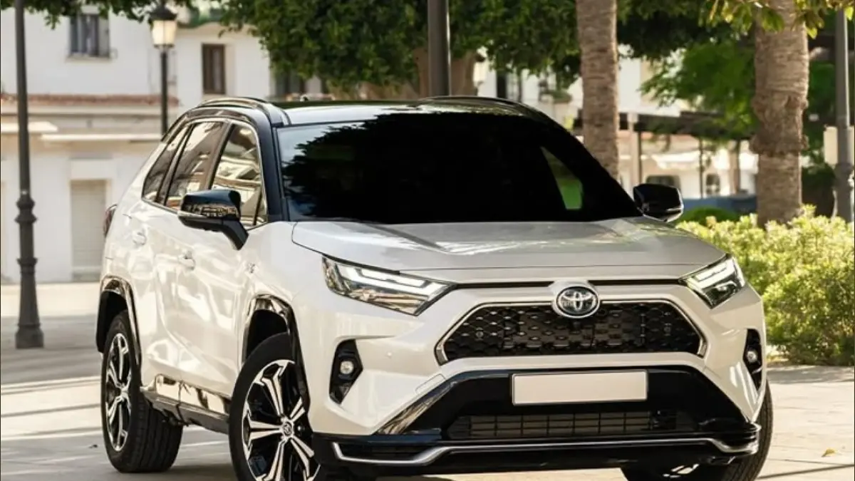 Toyota Corolla Masa Depan: Plug-in Hybrid, EV, dan Strategi Produksi Lokal